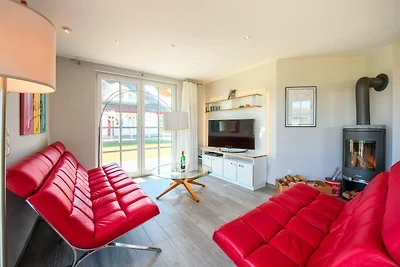 Reetdachhaus am Bodden mit Sauna