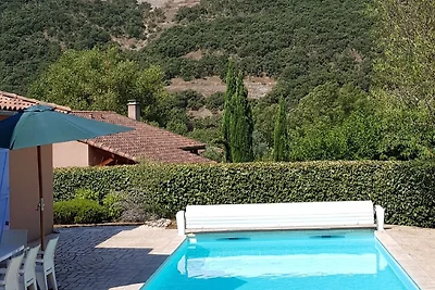 Moderne Villa in der Ardèche mit Schwimmbad