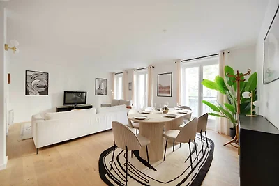 Hervorragende Wohnung mit Klimaanlage – 2 Sch...
