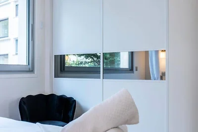 2-Zimmer-Apartment mit Terrasse, 8 Gehminuten...