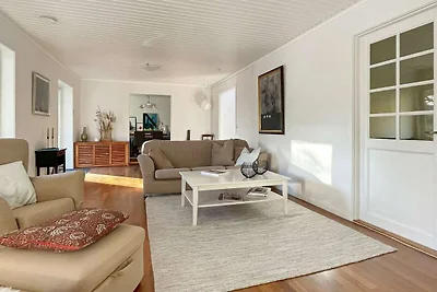 12 Personen Ferienhaus in Nösund-By Traum