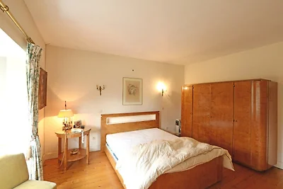 Angenehme Villa mit privatem Garten