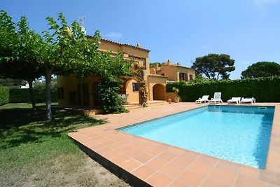 Villa in Estartit voor 7 personen