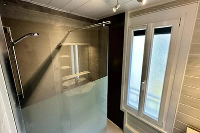 Haus in Mont-Dore mit Terrasse und Aussicht