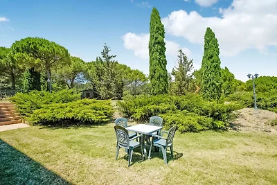 Allettante casa vacanze con piscina