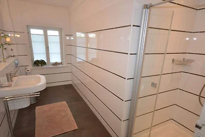 Vakantiehuis in Alkersum met zwembad