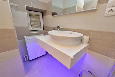 Bračić Premium Apartments with Outdoor Pool a...