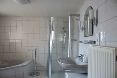 Ferienwohnung mit 2 Schlafzimmer