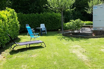 Casa mobile ben attrezzata con Giardino