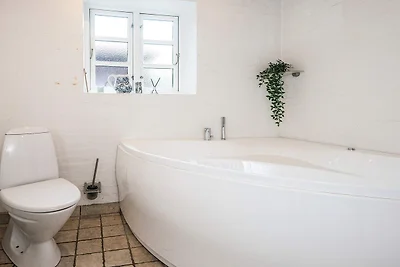 8 osob apartament w Hemmet