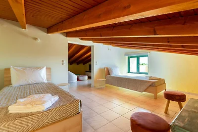 Villa mit 4 Schlafzimmern in Rethymno