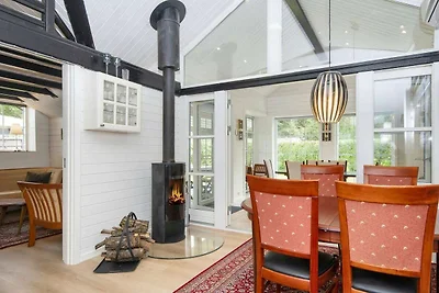 Verzaubertes Ferienhaus mit Whirlpool-By...