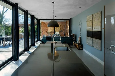 Wellness-Villa mit privatem Whirlpool