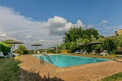 Bauernhaus mit Pool und privater Terrasse