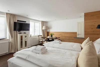 Seehaus Allensbach „Seerosen Suite“