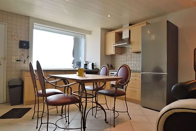 Ferienhaus in Rochehaut mit eingezהuntem...