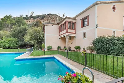 Cottage di ritiro catalano del secolo