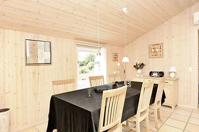 6 Personen Ferienhaus in Oksbøl-By Traum