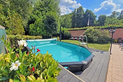 Ruim vakantiehuis met privézwembad