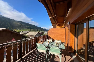 Ruim apartement met balkon in Franse Alpen