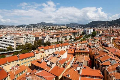 Altes Nizza: Renovierte Wohnung