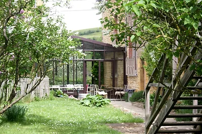Gemütliches Cottage in Lamorteau mit Garten