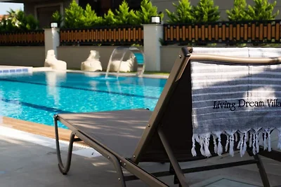Villa in Antalya with swimming pool