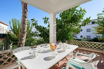 Apartment for 6 people in Spain
