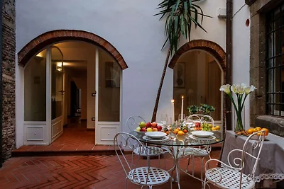 Appartement in Lucca met privébinnenplaats