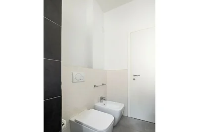 Wohnung in Bologna mit Balkon und Parken