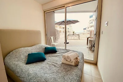 Wohnung in Grau-du-Roi mit Meerblickterrasse