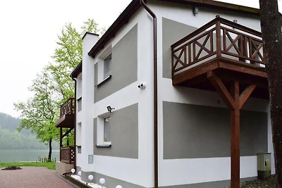 Ferienhaus mit Baumhaus, Sauna und Hot Tub, d...