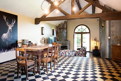 Ferienhaus mit Sauna und Schwimmbad