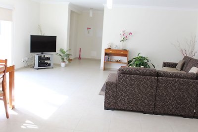 Budget-Villa m. Terrasse u.