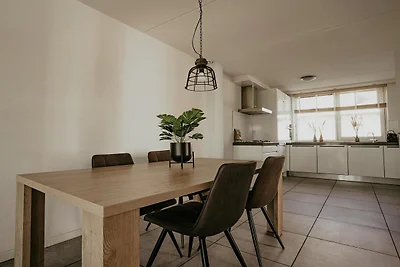 Hausboot im Waterpark mit eigenem Steg