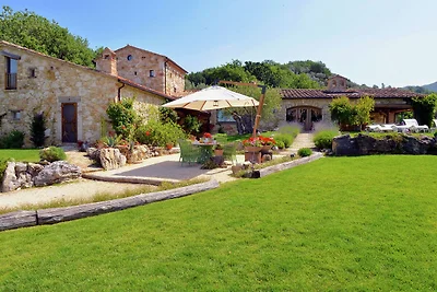 Lussuosa villa a Guardea con spa privata
