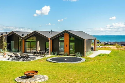 12 Personen Ferienhaus in Sjølund