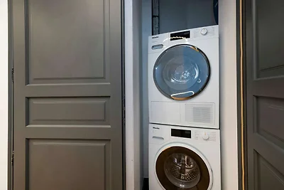 Hervorragende Klimaanlage – 1BDR Ave Montaign...