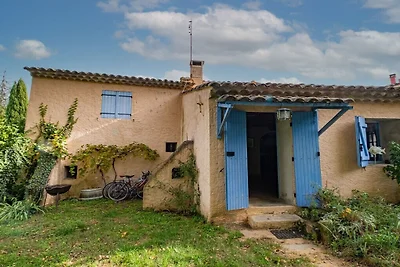Ferienhaus in Goult mit Barbecue