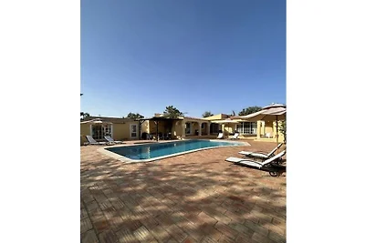 Ferienhaus in Almancil mit Schwimmbecken