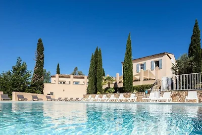 Residenzgarten und Stadt Les Bastides