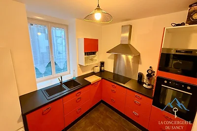 Coin moderne près de l'artère principale