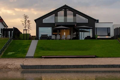 Casa vacanze a Löbnitz con piscina