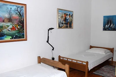Ferienwohnung in Senj mit Schwimmbecken