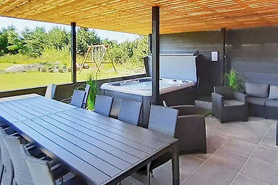 14 persoons vakantie huis in Væggerløse-By...