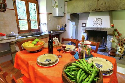 Casa Vacanze a Ortignano con Piscina