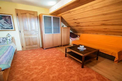 Vivid Hillside Country House with Hot-Tub and...