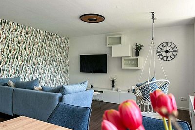 Appartement met balkon bij golfbaan in...