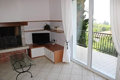 Charmantes Apartment mit Pool in der Nähe von...