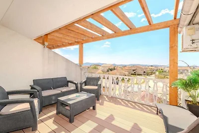 Bračić Premium Apartments with Outdoor Pool a...